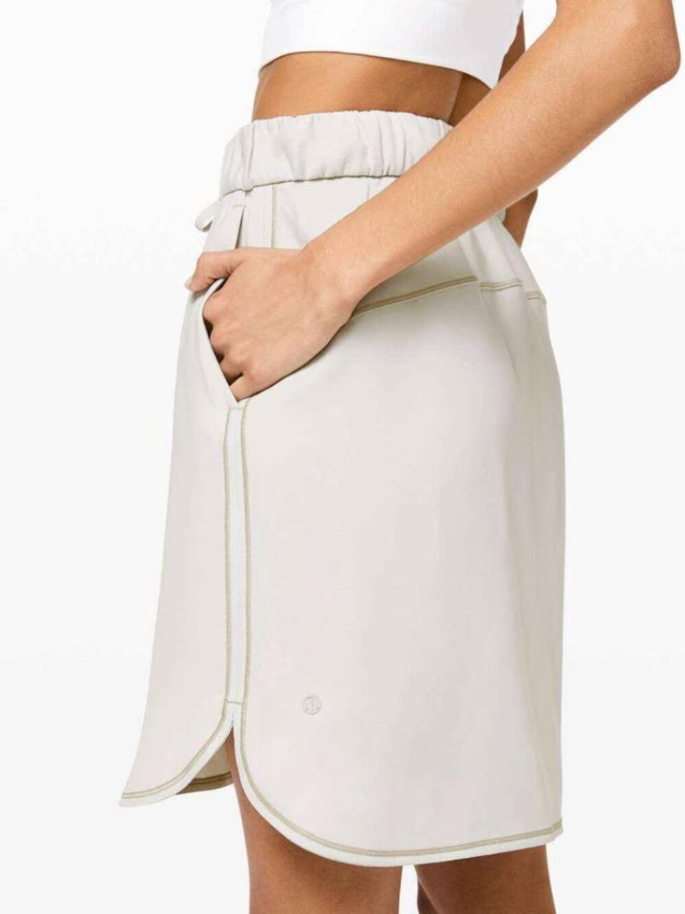 Lululemon On The Fly Skirt *Woven skirt size 6